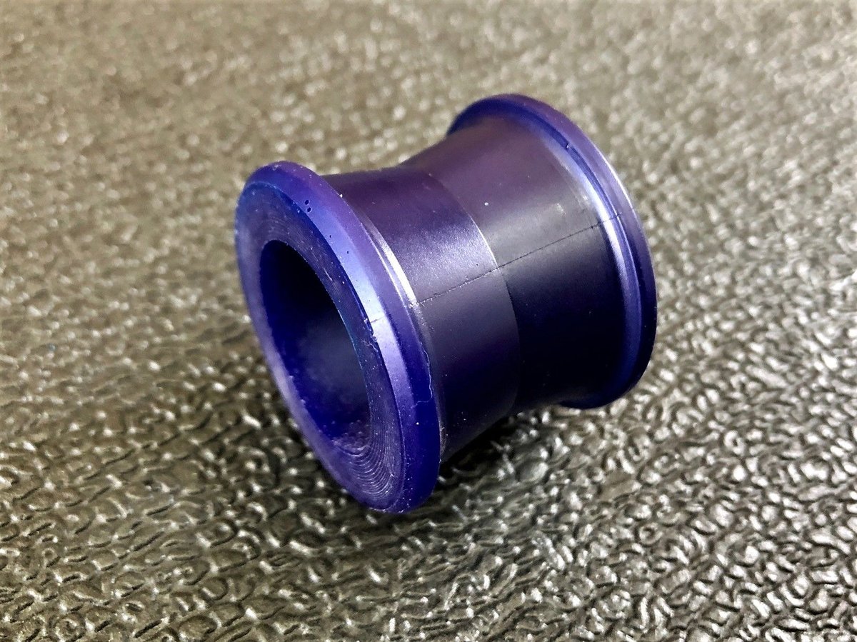 Super Pro AE86 ラテラルロッドブッシュ（ホーシング側） 内径20mm