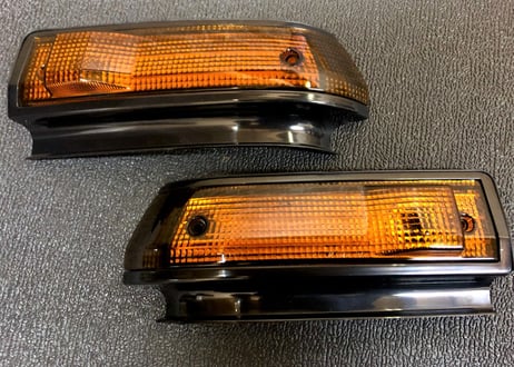 AE86 トリム 前期型　4点セット 赤茶 モデルインプレッション】 Aoshima 1/64 Vertex AE86 Trueno(RED
