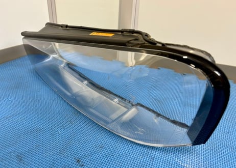 【中古】 R34スカイライン  純正ヘッドライトレンズ