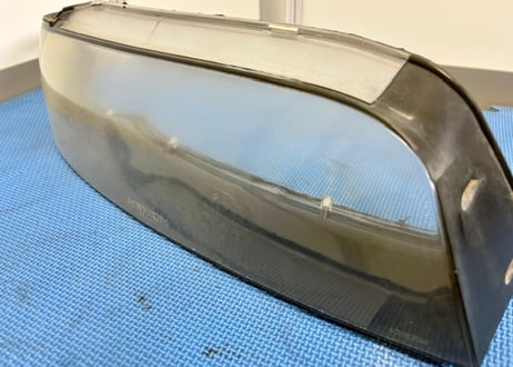 【中古】 R33スカイラインGT-R  後期純正  ヘッドライトレンズ BCNR33