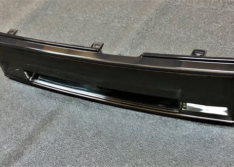 Flo's  AE86 カローラレビン後期型GTV  フロントグリル（フォグ穴無）  LEVINステッカー付き