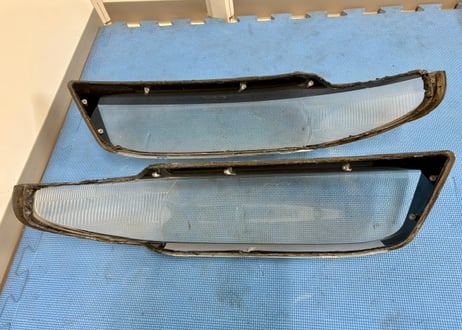 【中古】 R33スカイラインGT-R  後期純正  ヘッドライトレンズ BCNR33