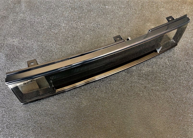 Flo's AE86 カローラレビン後期型APEX フロントグリル(フォグ穴 Flo's AE86 カローラレビン後期型APEX フロントグリル(フォグ穴
