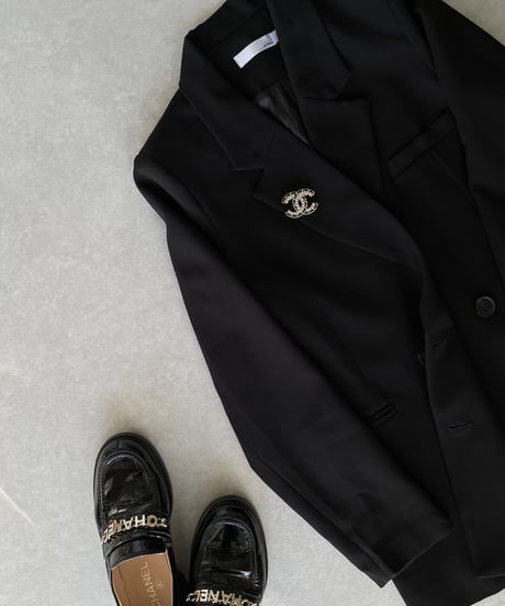 black set up suit