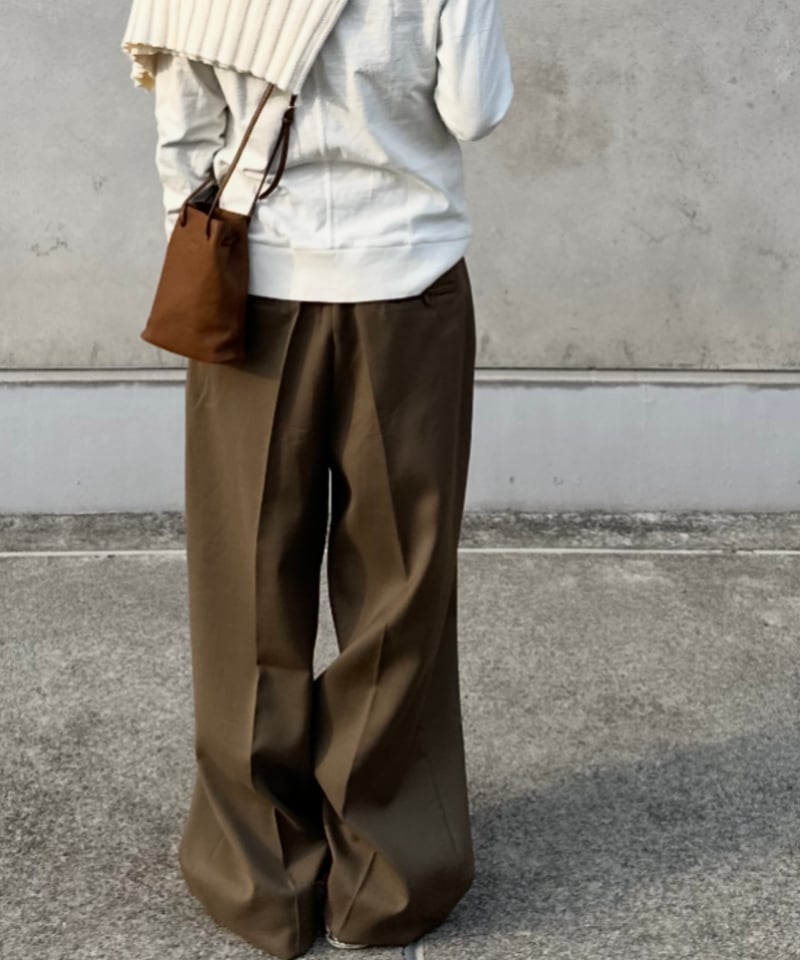 1tuck casual slacks khaki | ok.soon