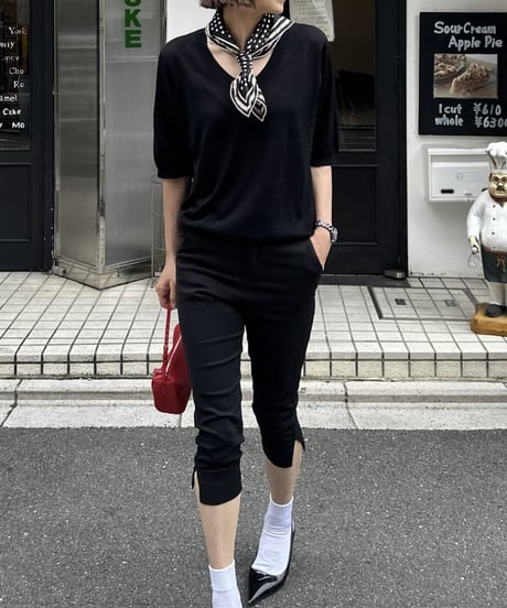 open neck half sleeve knit
