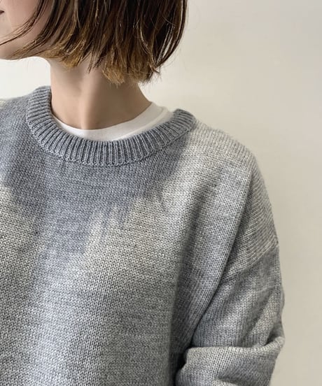 over size crew neck knit