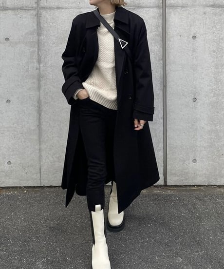 ハイネックケーブルニットivory