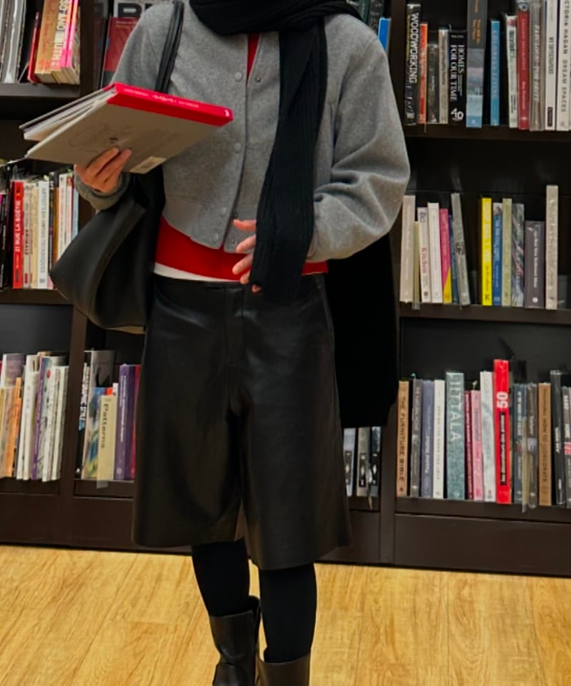 【新品未使用タグ付き】oksoonオクスンフェイクレザーハーフパンツ fake leather half pants | ok.soon