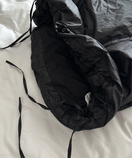 W name down vest black