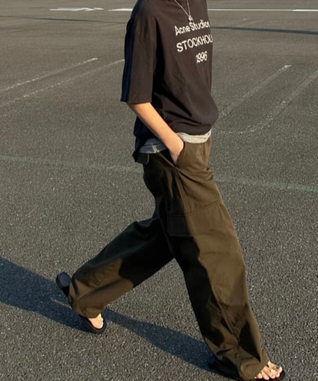 low rise cargo pants