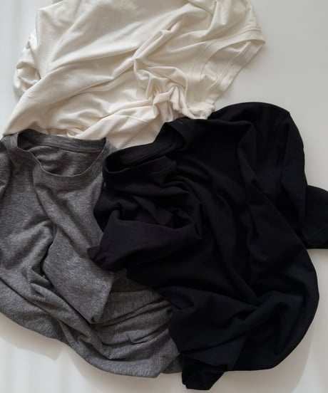 over size t shirt black