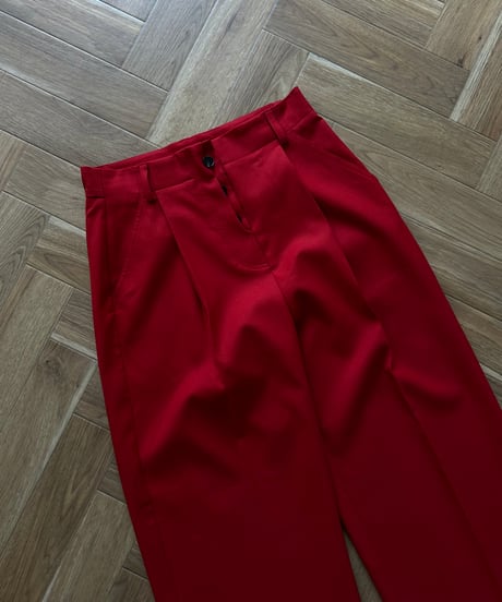 1tuck casual slacks red