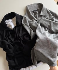 linen like open collar knit