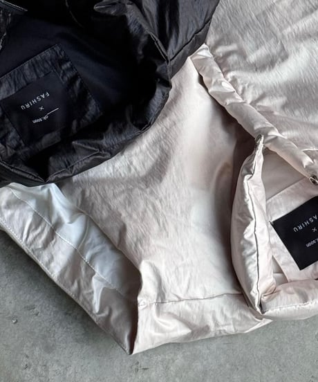 W name down vest black