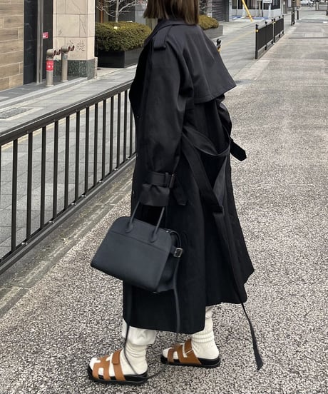［regular length］cotton trench coat (beige/black)