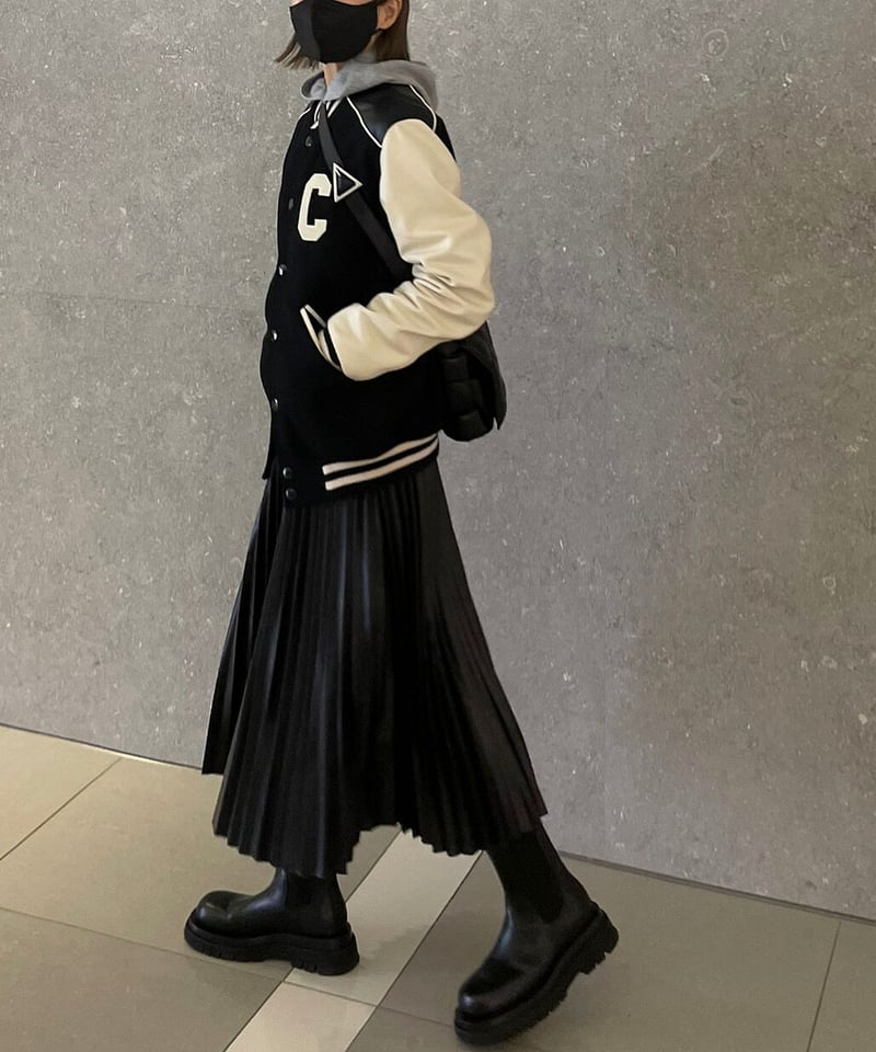 fake leather pleats skirt | ok.soon