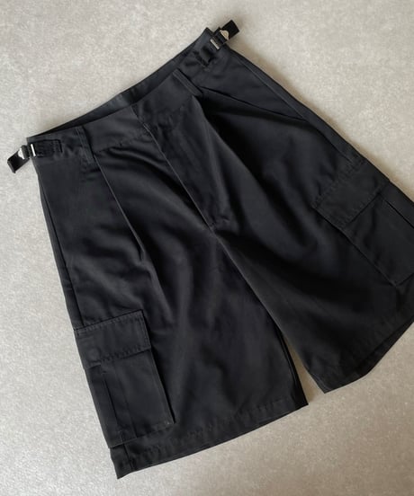 cargo half pants (black/white)