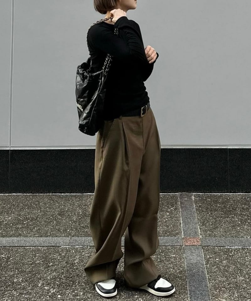 1tuck casual slacks khaki | ok.soon