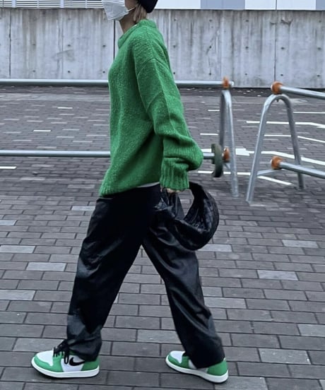 wool blend crew neck  knit(green/black)