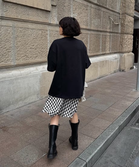 over size t shirt black