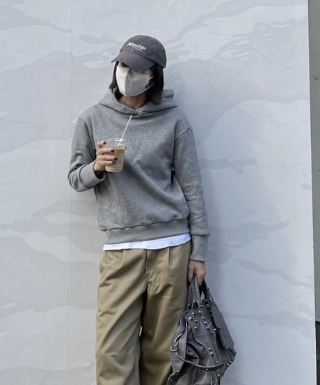 compact hoodie (black/gray)