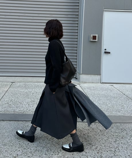 box pleats skirt gray
