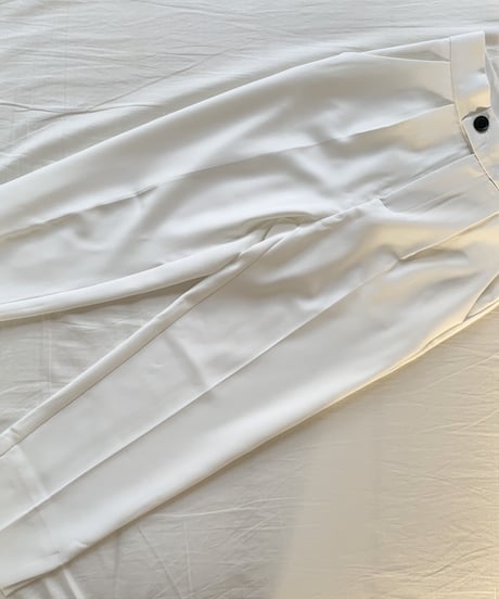 サイドスリットスラックスwhite