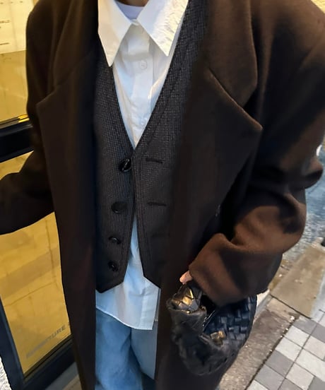 over size shirt white