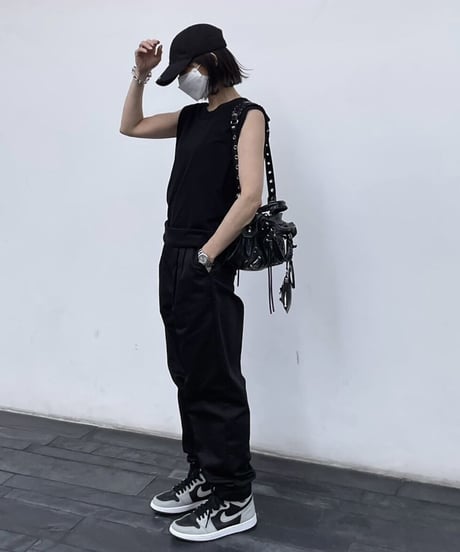 ok.soon×dickies 2tuck tapered chino pants (black)