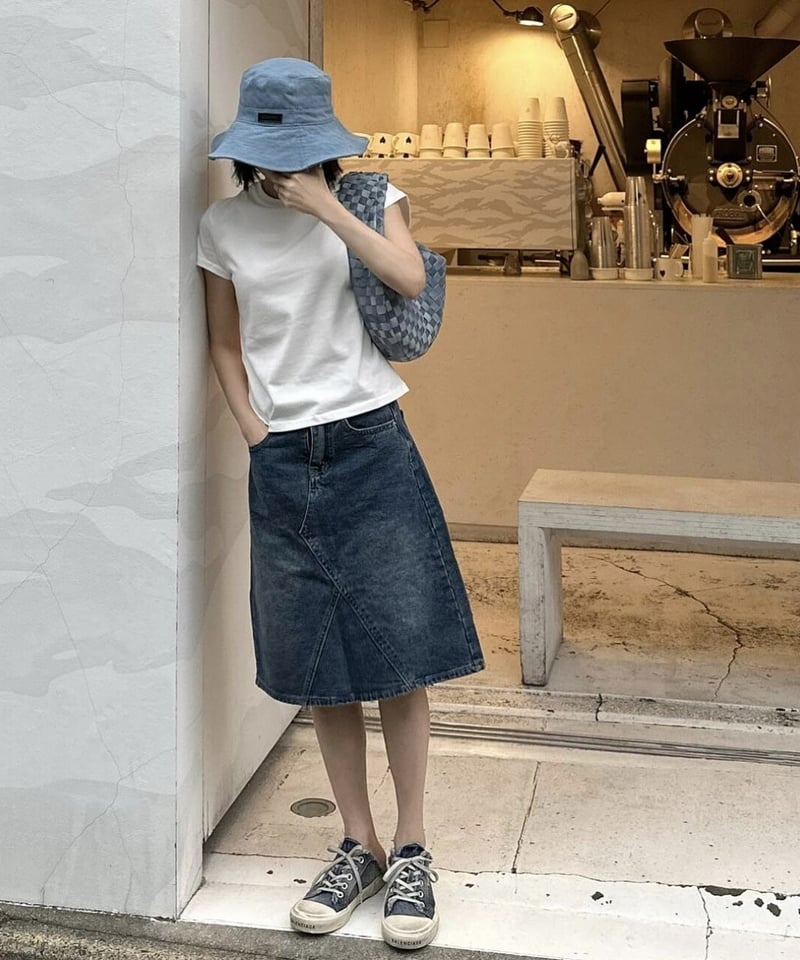 blue denim skirt / cotton white t shirt | ok.soon