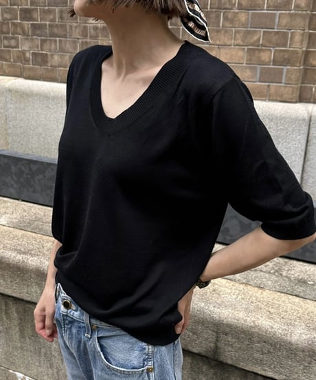 open neck half sleeve knit