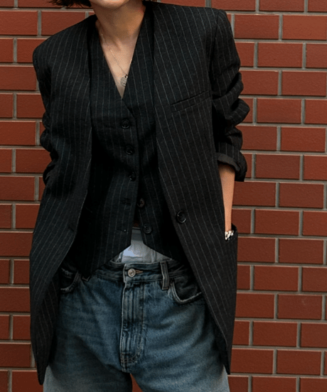 pinstripe collarless jacket&vest