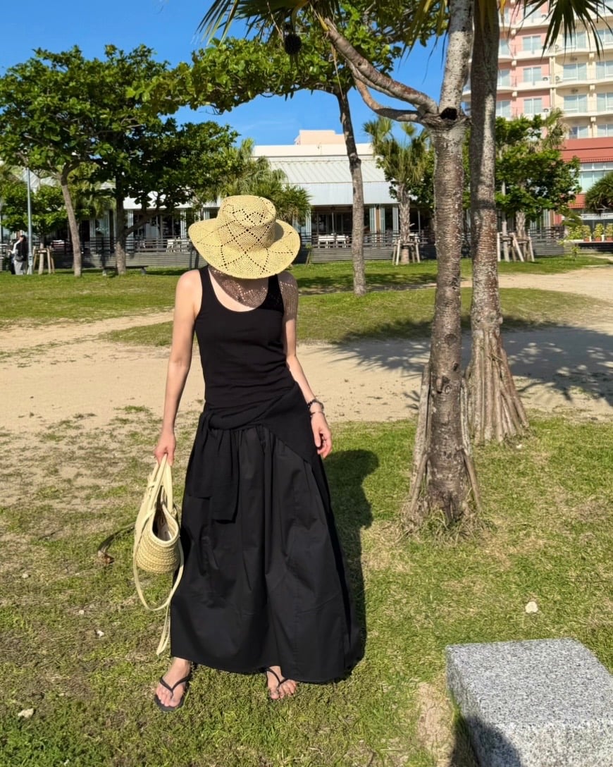 未使用 ok.soon オクスン crisp cotton skirt ブラック crisp cotton skirt | ok.soon