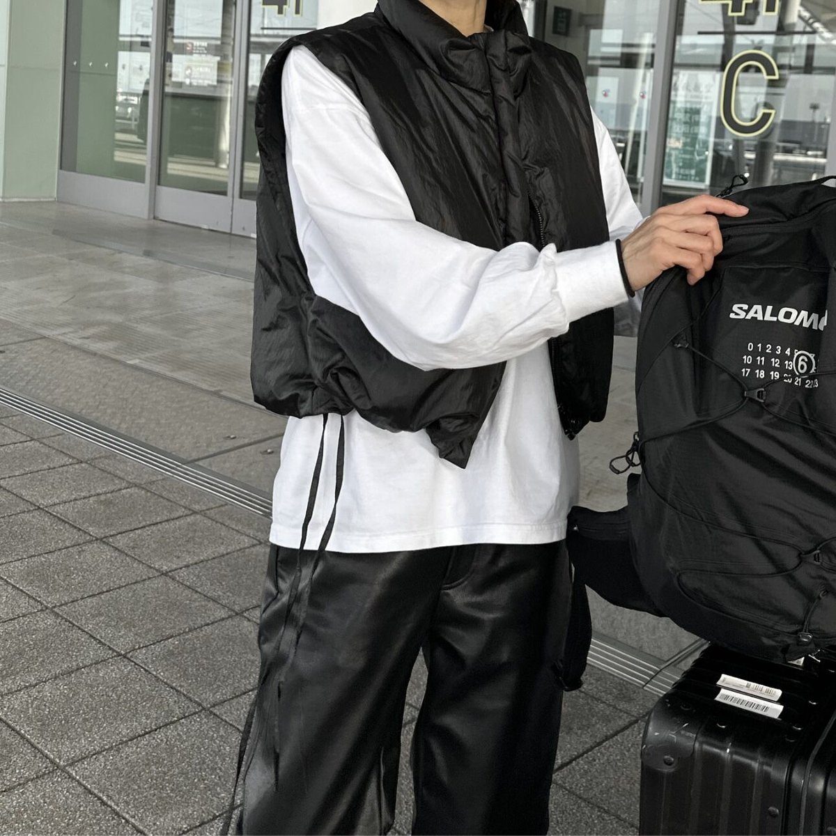 W name down vest black | ok.soon
