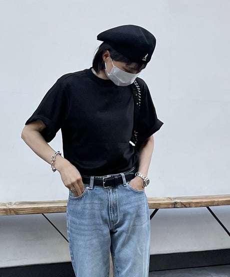 over size t-shirt (white/black)