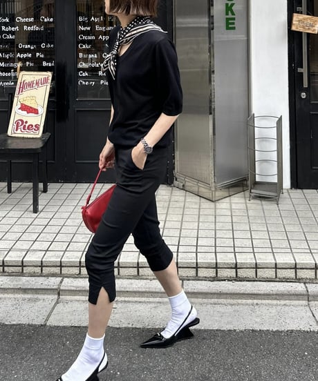 open neck half sleeve knit