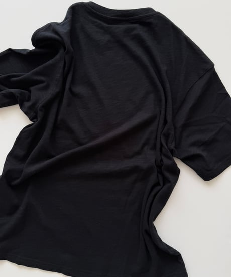 over size t shirt black