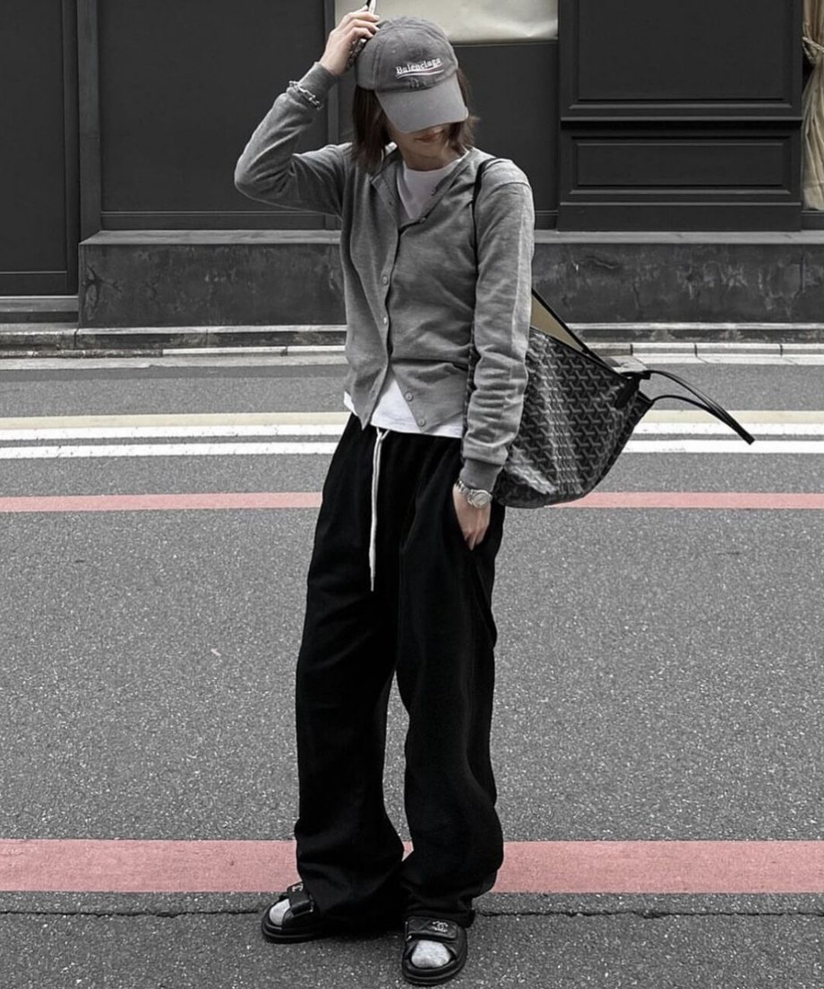 6453fa8ee99ff900b0ed5593