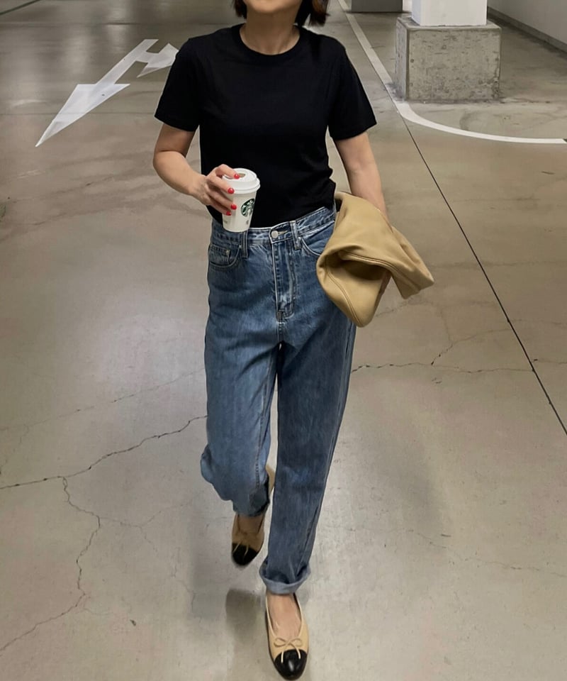 high waist tapered denim | ok.soon high waist tapered denim | ok.soon
