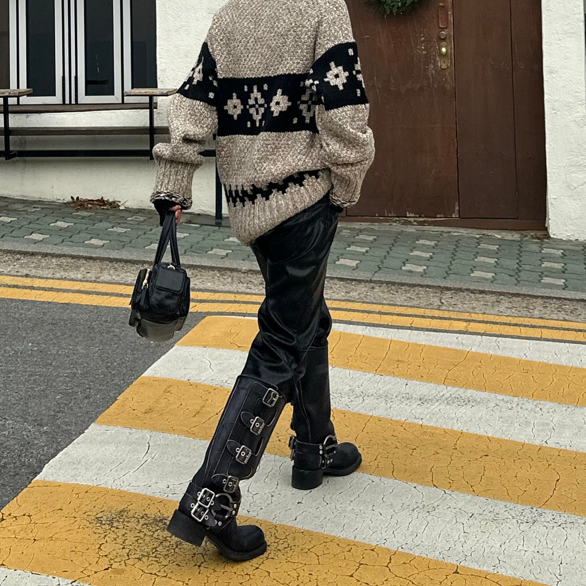 fake leather straight pants | ok.soon fake leather straight pants | ok.soon