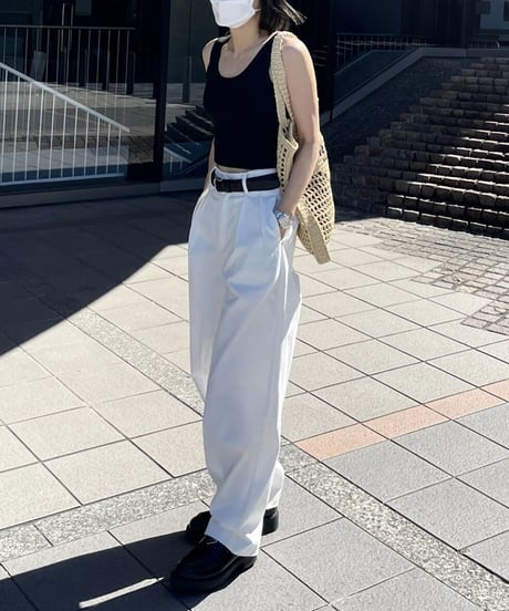 cropped tank (white/black)