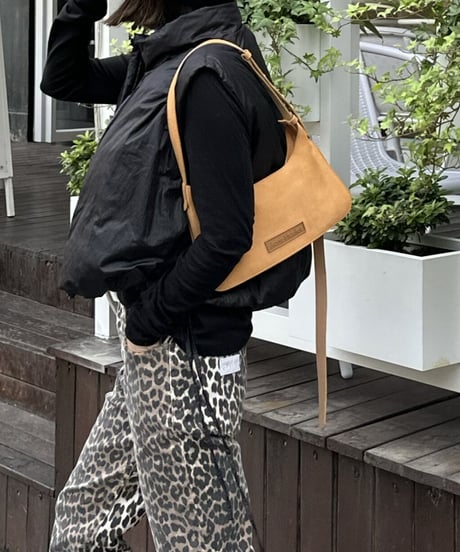 W name down vest black