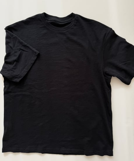 over size t shirt black