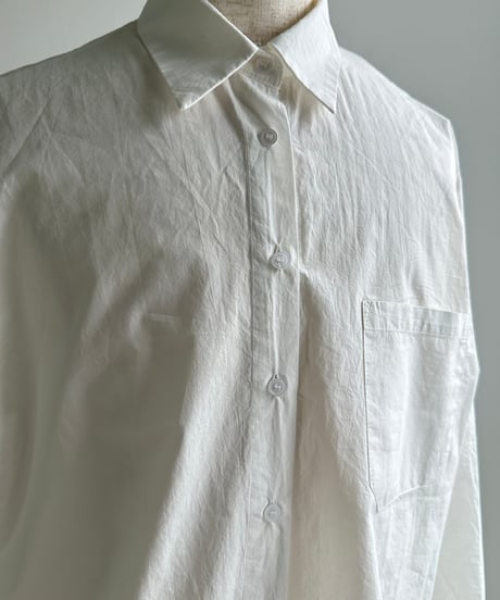 over size shirt white