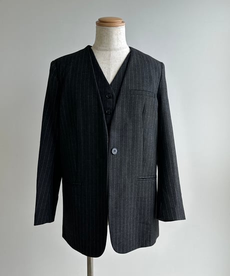 pinstripe collarless jacket&vest