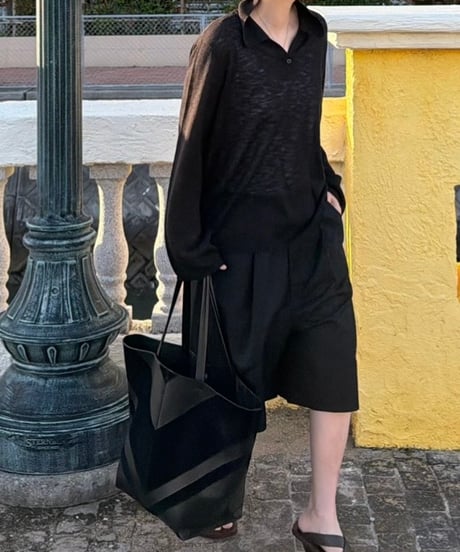 linen like open collar knit