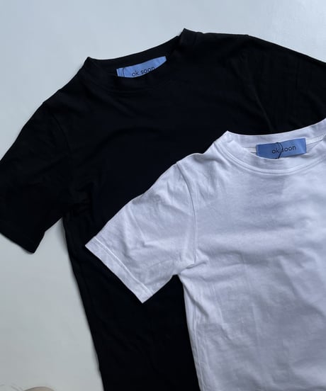 basic t-shirt (white/black)