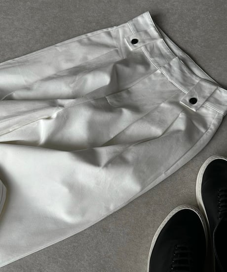 wide white pants
