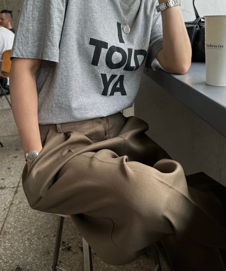 1tuck casual slacks khaki